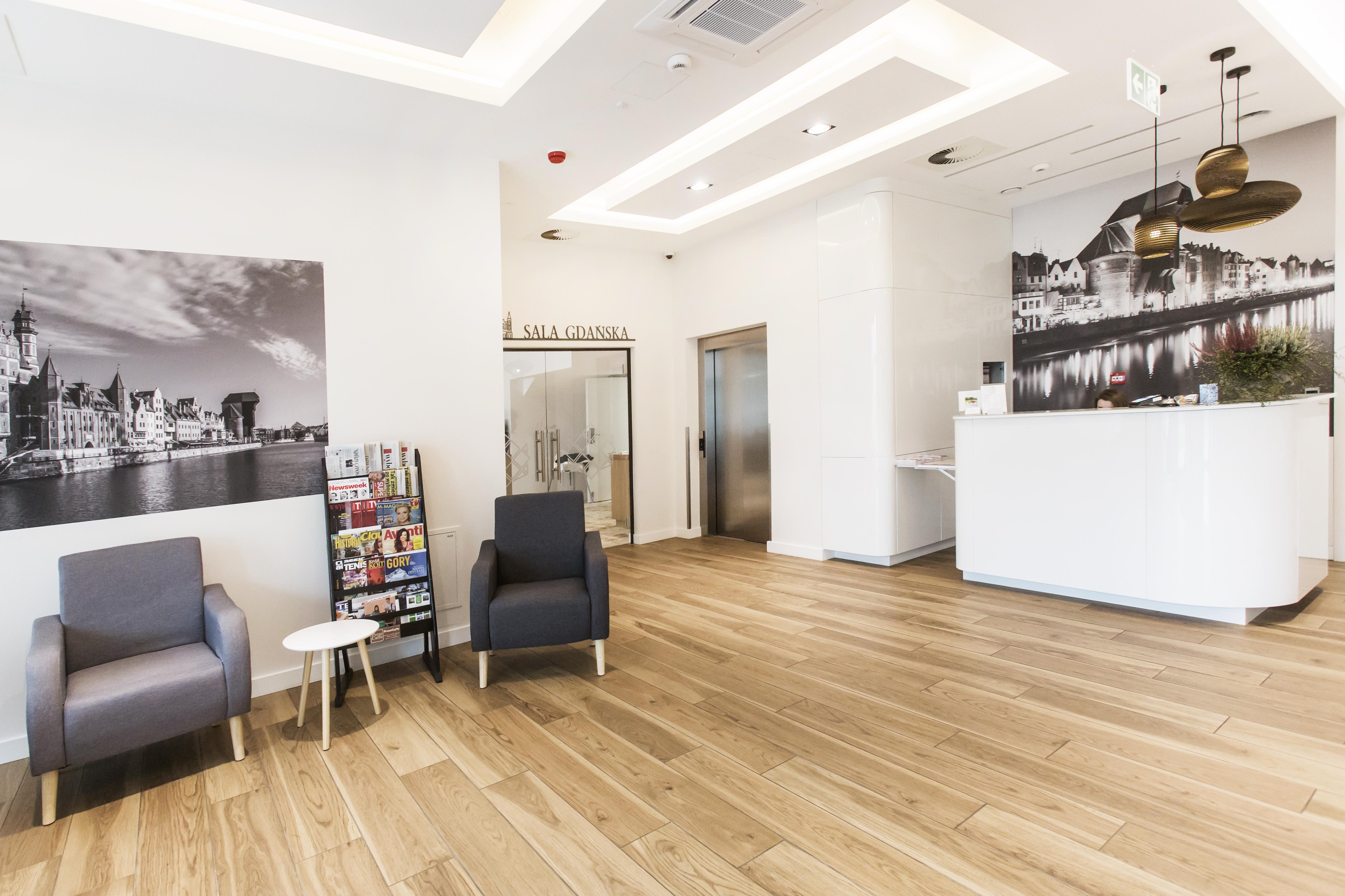 Hotel Platan Gdansk Luaran gambar