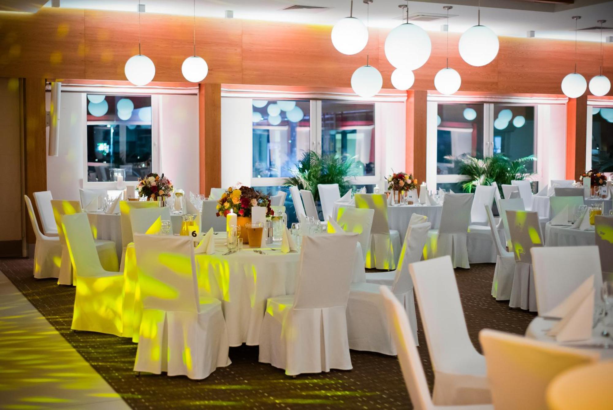 Hotel Platan Gdansk Luaran gambar